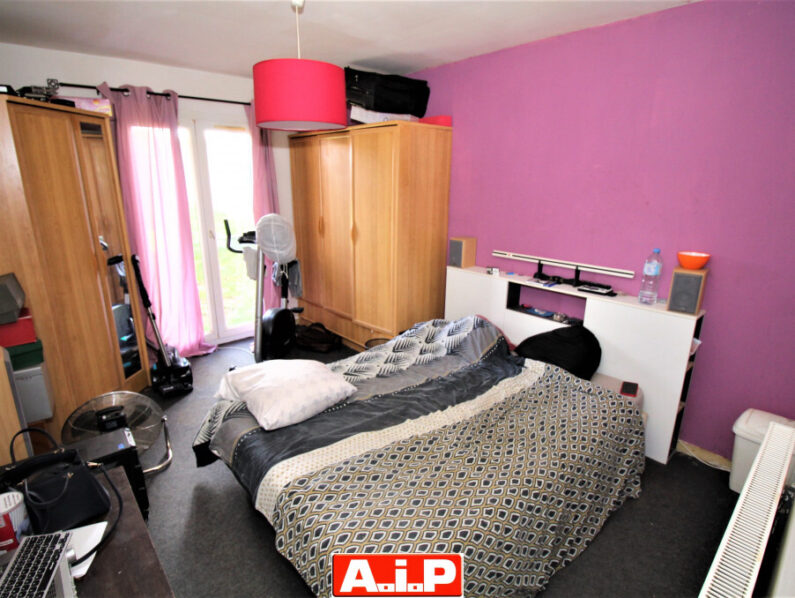 EN EXCLUSIVITE - CERIZAY/QUARTIER CALME