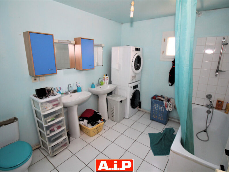 EN EXCLUSIVITE - CERIZAY/QUARTIER CALME