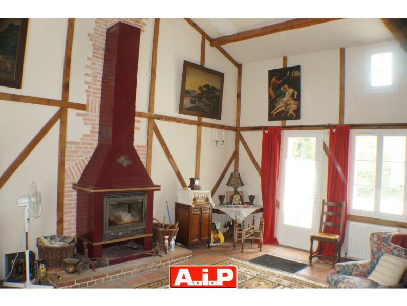 Maison en campagne sur terrain d'environ 3000m²