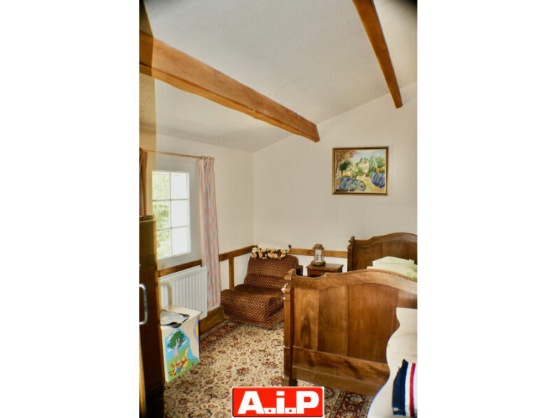 Maison en campagne sur terrain d'environ 3000m²