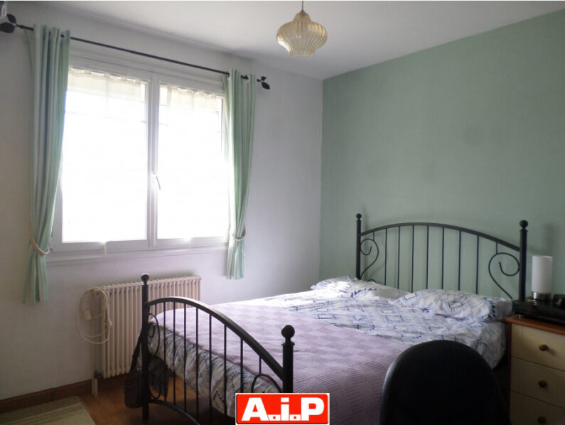 Maison 4 chambres -  proche commerces -  La Châtaigneraie