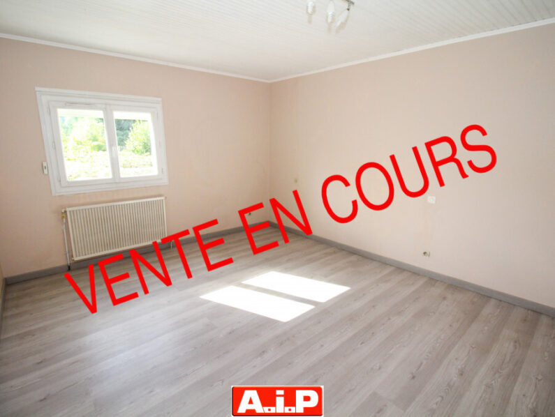 BAISSE DE PRIX !! CERIZAY - PROCHE CENTRE VILLE