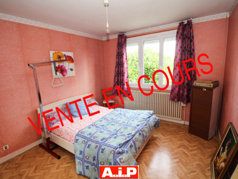 CERIZAY - PROCHE TOUS COMMERCES