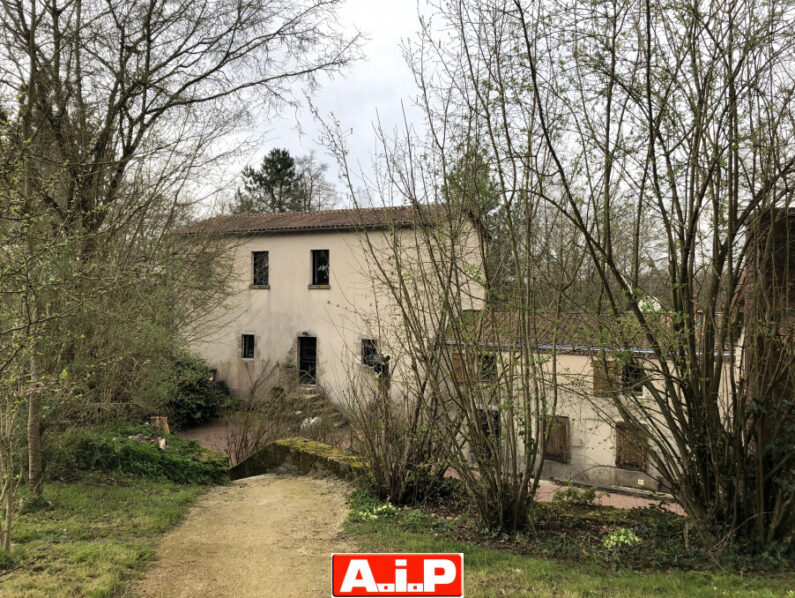 EXCLUSIVITE - Proche Puy du Fou