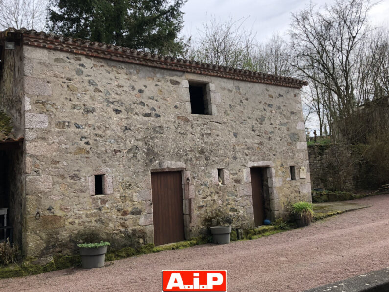 EXCLUSIVITE - Proche Puy du Fou