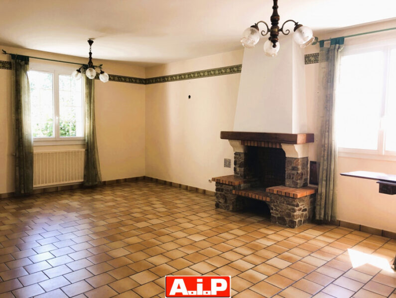 Maison de campagne avec piscine