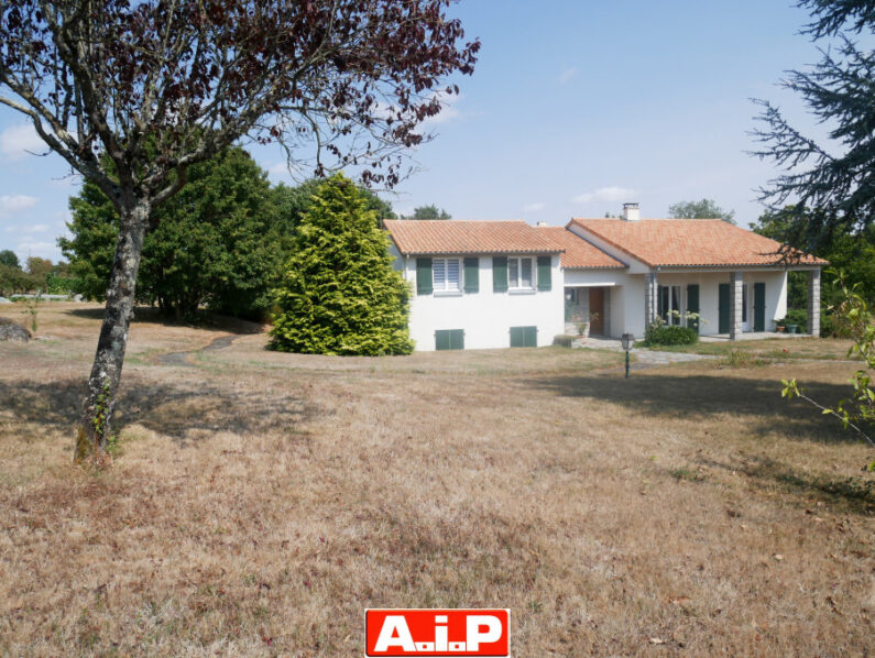 Maison d'architecte à la campagne