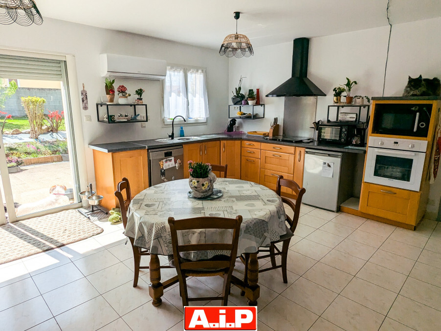 BAISSE DE PRIX !! AXE MAULEON / CHOLET - DANS UN QUARTIER CALME