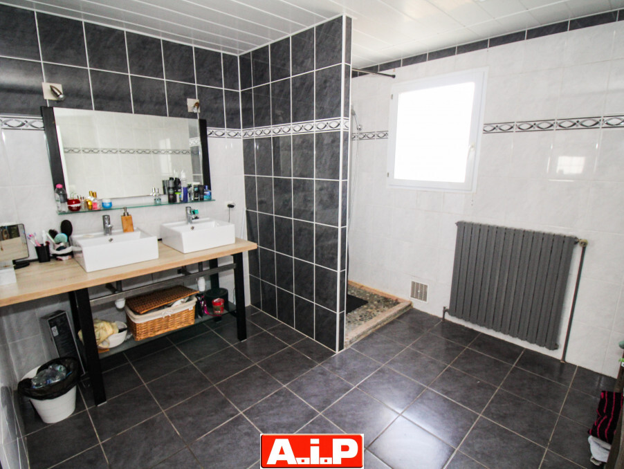 CERIZAY - QUARTIER CALME / PROCHE COMMERCES