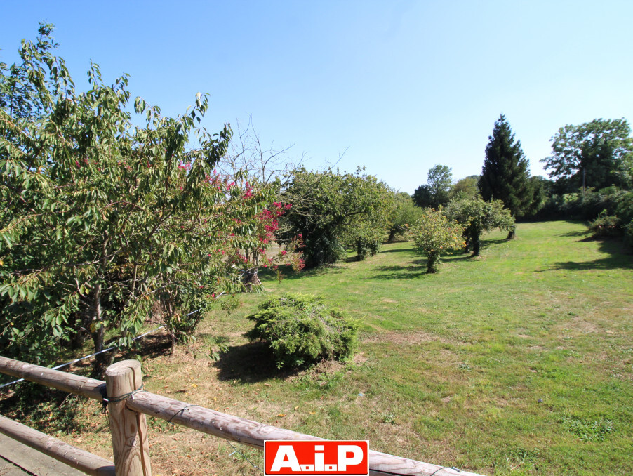 RARE ! Grande ferme pour activités équestres ou gîtes