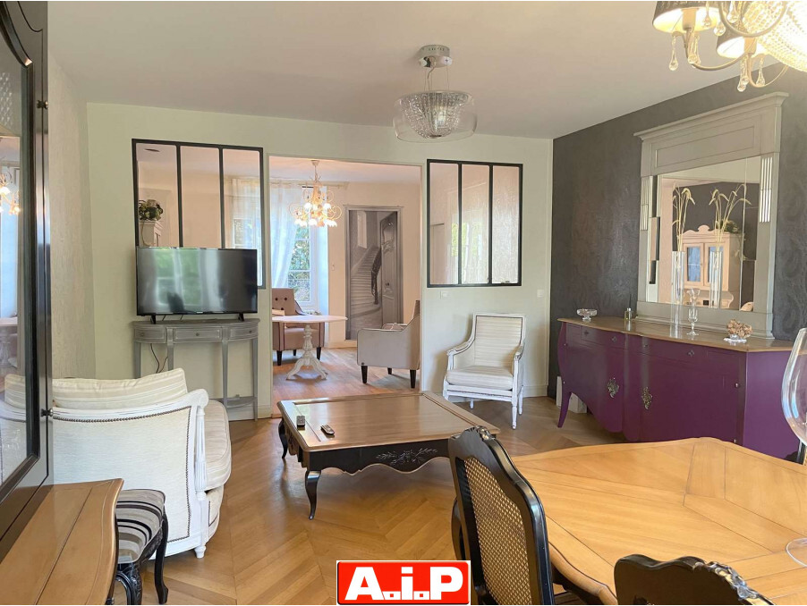 Belle maison bourgeoise - 5 chambres