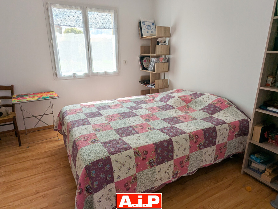 BAISSE DE PRIX !! AXE MAULEON / CHOLET - DANS UN QUARTIER CALME