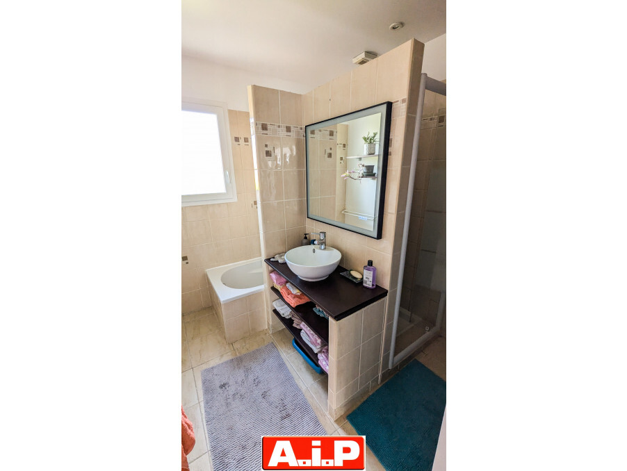 BAISSE DE PRIX !! AXE MAULEON / CHOLET - DANS UN QUARTIER CALME