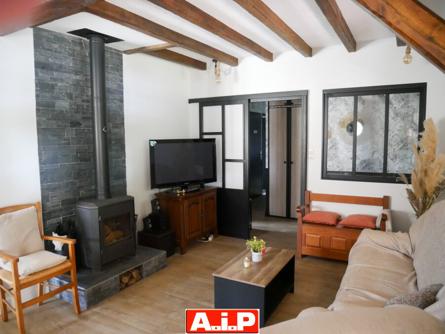 8 mn de Mauléon - Beau pavillon avec piscine !