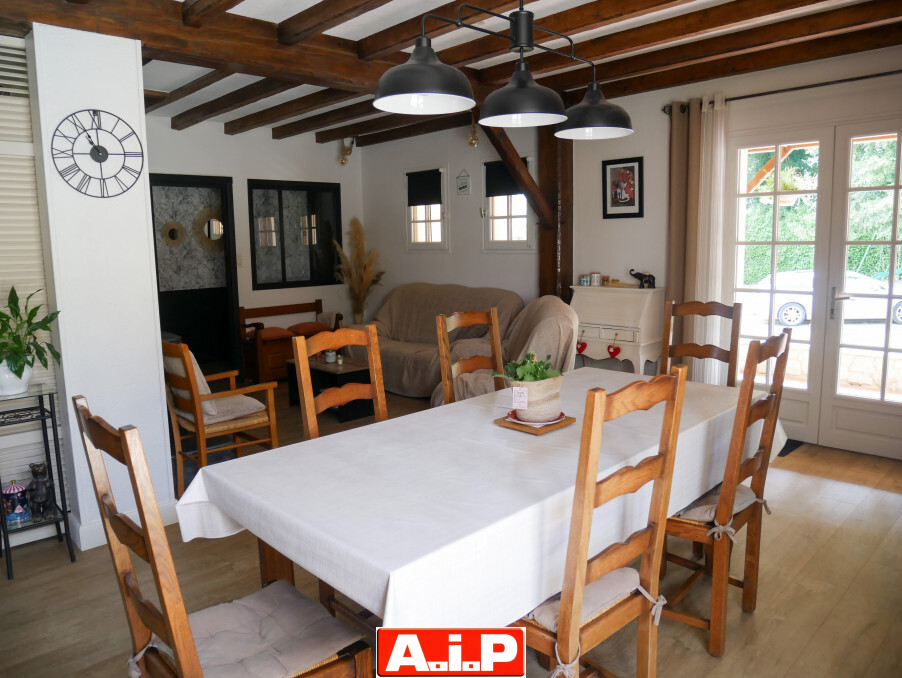 8 mn de Mauléon - Beau pavillon avec piscine !