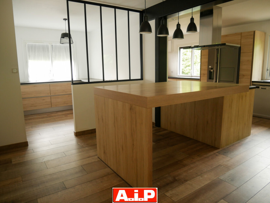 Grande maison proche des écoles et commerces