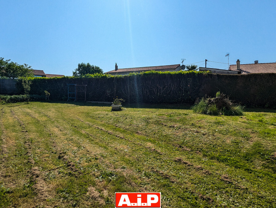 EXCLUSIVITE AIP CERIZAY AU CALME D'UNE IMPASSE / PROCHE ECOLE ET COMMERCES