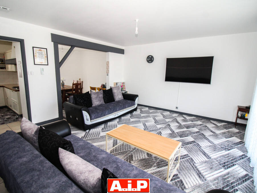 EXCLUSIVITE AIP CERIZAY AU CALME D'UNE IMPASSE / PROCHE ECOLE ET COMMERCES